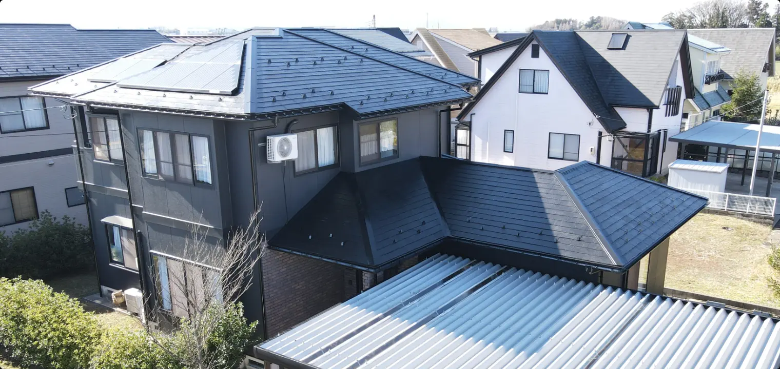 元コラムで塗装後として紹介した住宅のスレート屋根